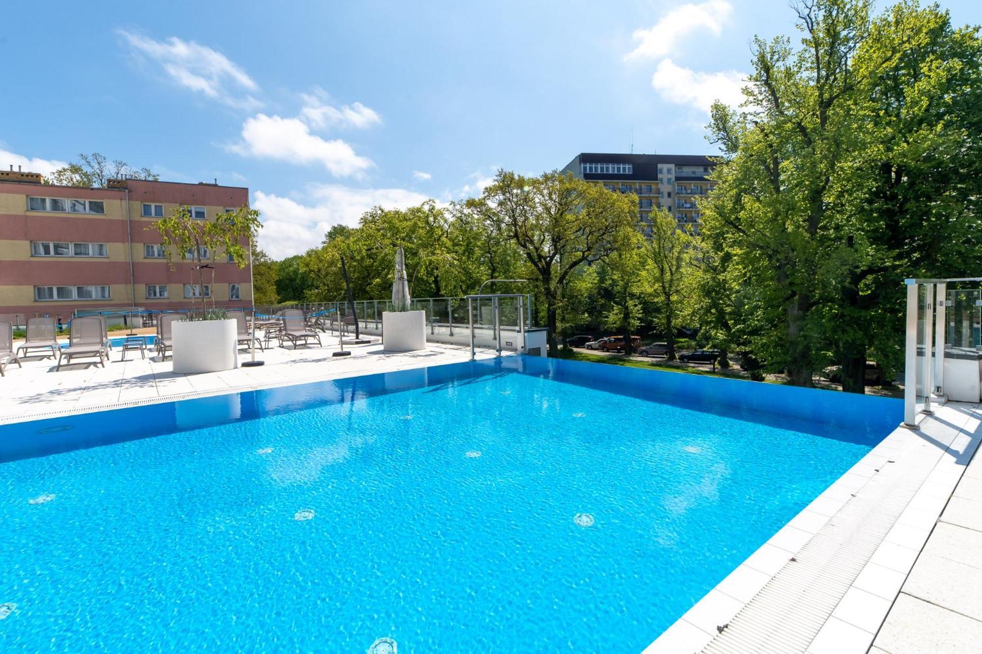 Apartamenty Fenomen - Premium Porto: Seaside Terraces with Pool and Sauna Kolobrzeg Exterior photo